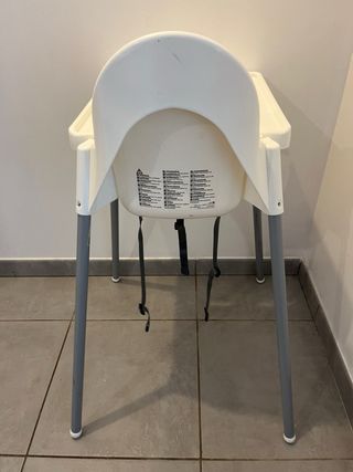 Trona bebé blanca en perfecto estado!