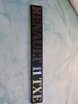  RENAULT 11 TXE. LOGO EMBLEMA. 