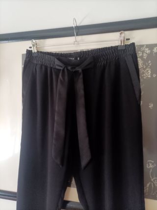 Pantalón negro El Corte Inglés