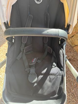 Carrito Bugaboo Fox 2 capota blanca