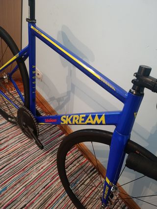 Skream Anodiz (55cm) Fixed Gear