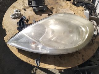 Faro Delantero Derecho Renault Trafic