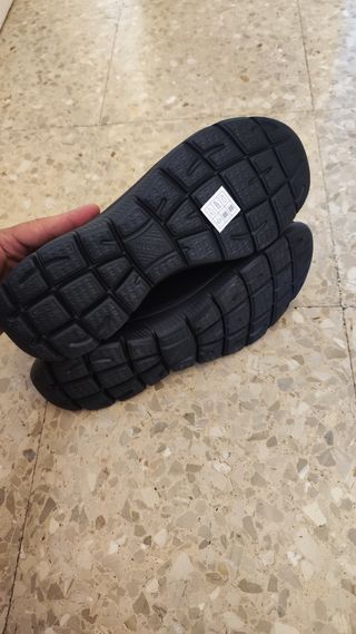 Zapatillas Skechers Negras