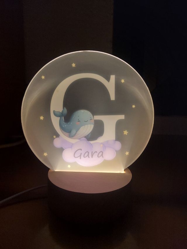 Lámpara personalizada nombre Gara.