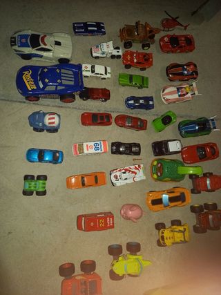 Lote de coches de juguete