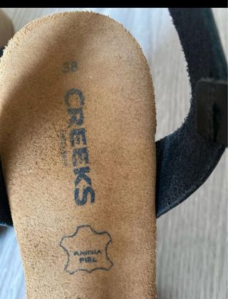 Sandalias Creeks Negras de tacón