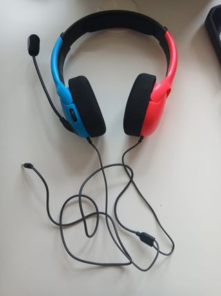 Nintendo Switch + Accesorios
