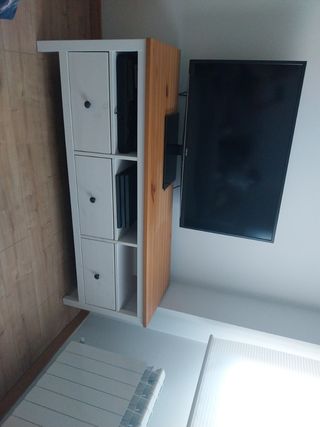 Mueble TV Ikea Hemnes Madera y Blanco