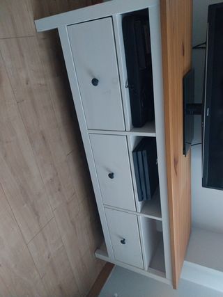 Mueble TV Ikea Hemnes Madera y Blanco