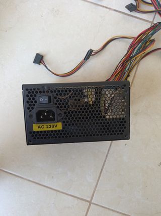 Fuente de Alimentación ATX 500W
