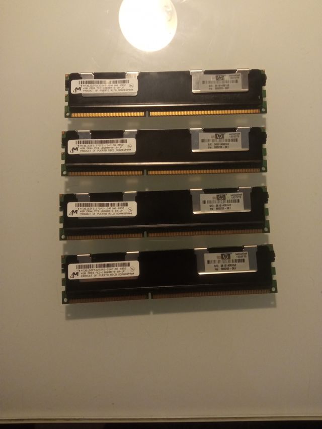 16GB (4 x 4GB) DDR3 10600R Micron