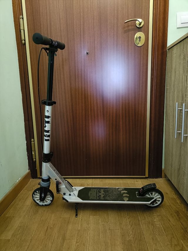 Patinete infantil de metal