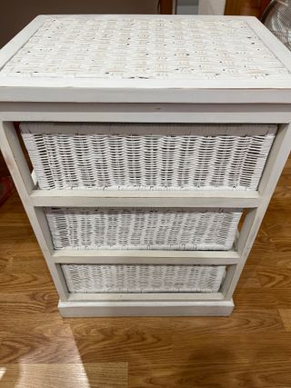 Cajonera Mimbre y Madera Blanca