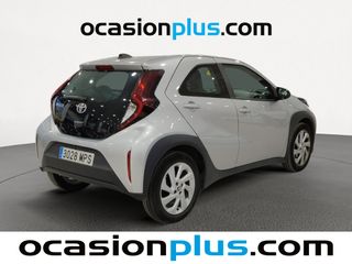 Toyota Aygo X Cross 1.0 VVT-I Play 53 kW (72 CV)