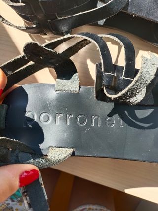 Sandalias romanas negras