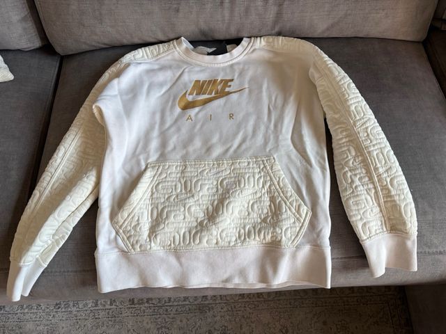Sudadera Nike Blanca con Logo Dorado niños