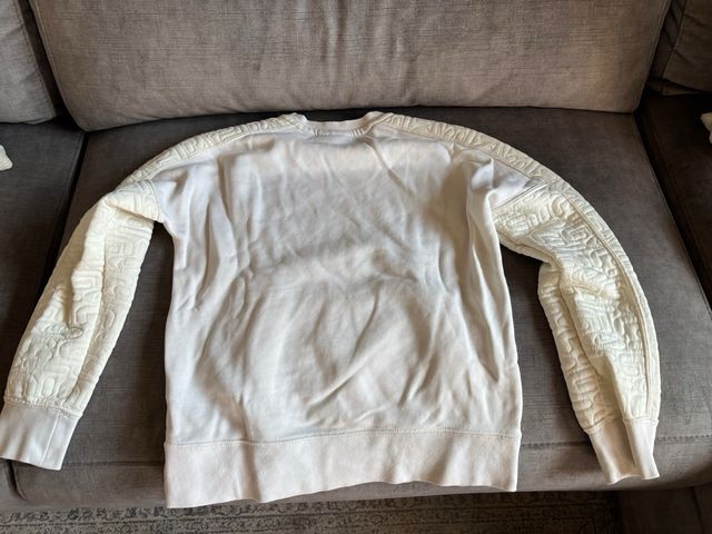 Sudadera Nike Blanca con Logo Dorado niños