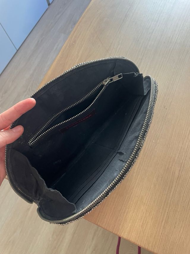 Bolso de mano con pedrería