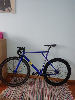  CMNDR POLO & BIKE FIXED GEAR