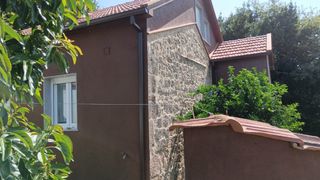 Casa unifamiliar, zona muy tranquila y con vistas,