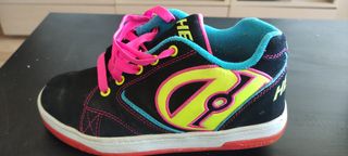 Heelys Zapatillas con Ruedas Negro y Rosa.