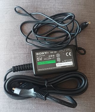 Cargador Sony PSP-104 AC Adaptor 5V 2000mA