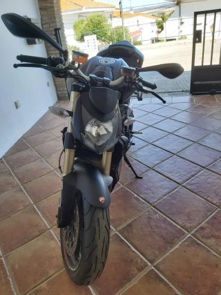 DUCATI STREETFIGHTER 848