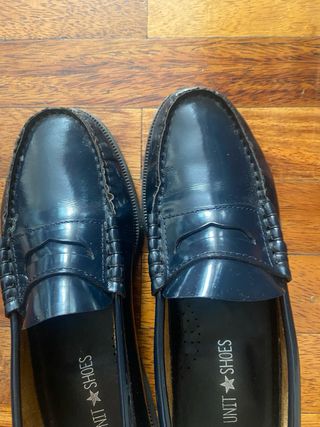 Mocasines niño piel Hipercor T36
+regalo calcetín 