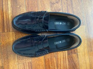 Mocasines niño piel Hipercor T36
+regalo calcetín 