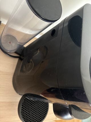 Cafetera Nespresso Vertuo Plus Negra