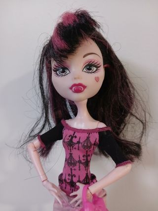 Draculaura Scaris Monster High