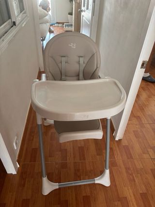 Trona bebé Nuna, buen estado