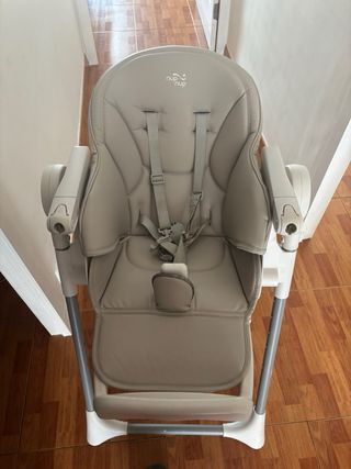 Trona bebé Nuna, buen estado