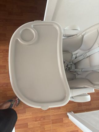 Trona bebé Nuna, buen estado