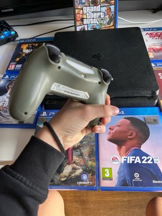 Consola PS4 Slim 500GB + Mando