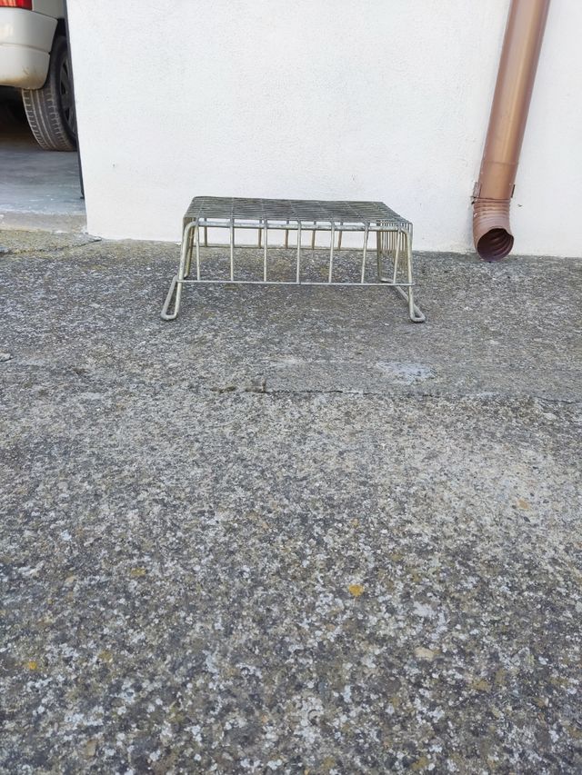 Escalón metálico para caravana