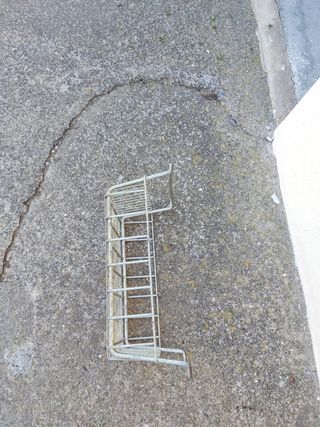 Escalón metálico para caravana