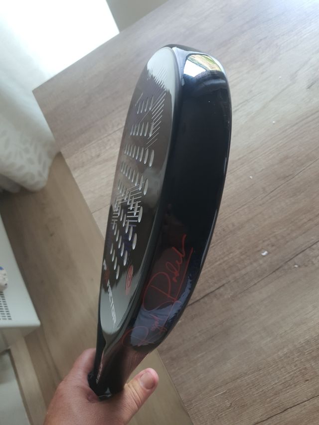 Pala de pádel Royal Padel RP130 Factor