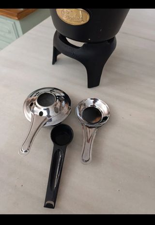 Set Fondue Hierro Negro y Dorado