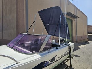 barco muy buenas condiciones y casi todo nuevo.