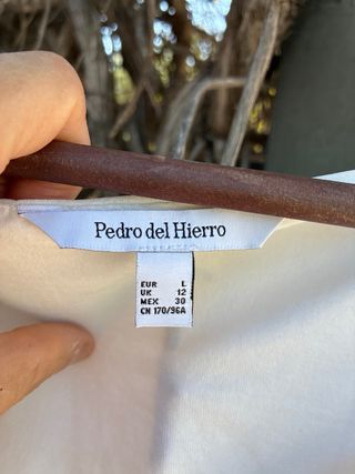 Top blanco Pedro del Hierro