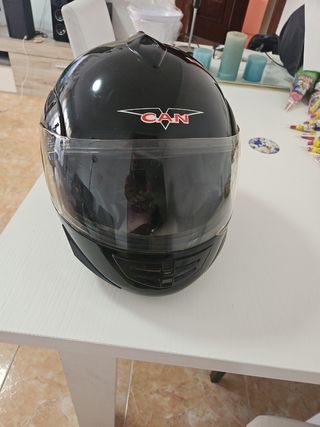 Casco de moto negro