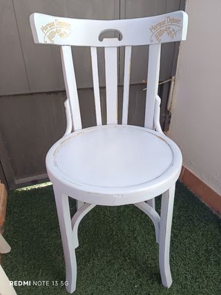 Sillas antiguas restauradas