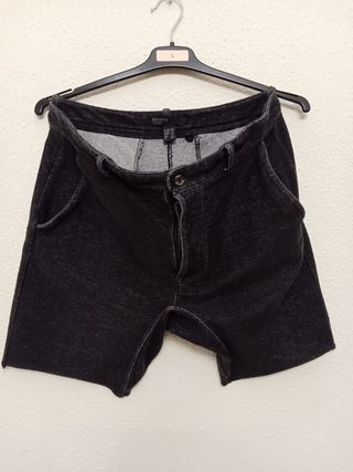 Pantalón corto Bershka negro talla L