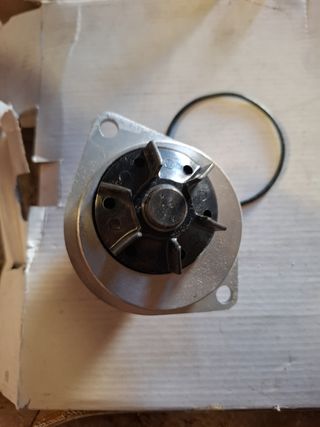 Bomba de agua Citroen AX, C15 Peugeot 106, 205, 30