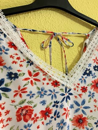 Blusa floral manga larga