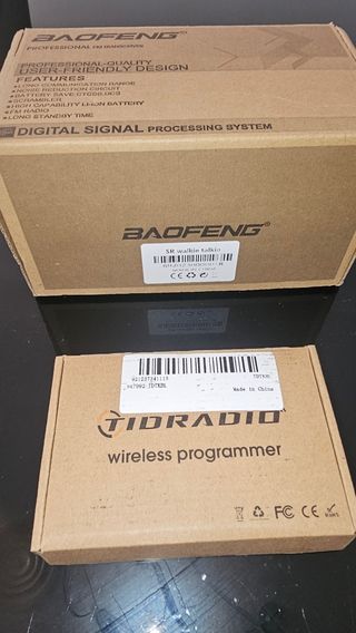 Emisora Baofeng + Programador Tidradio