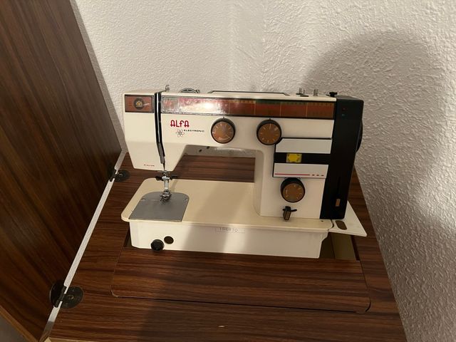 Máquina de coser Alfa Electronic
