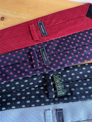 Lote de 6 Corbatas de Diseño