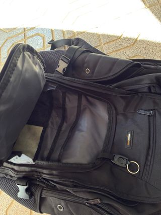 Mochila Amazon Basics para portátil Negra